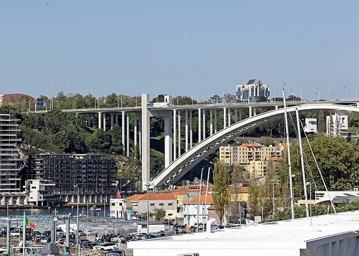 Douro Views Luxury Design * فيلا نوفا دي غايا